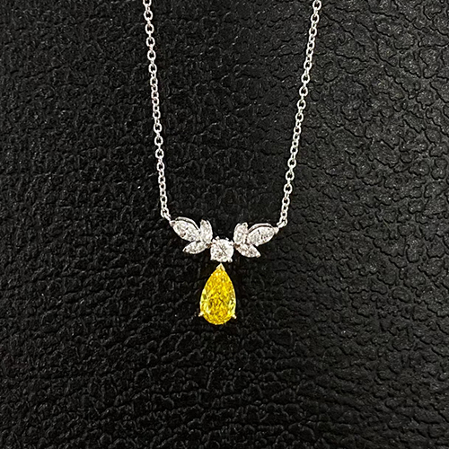 SLZZKCZ038 1.669ct Pear Yellow Lab Grown Diamond in 18K White Gold Necklace (3)