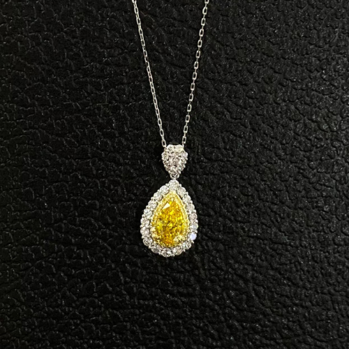 SLZZKCZ0392.11ct Pear Yellow Lab Grown Diamond in 18K White Gold Necklace