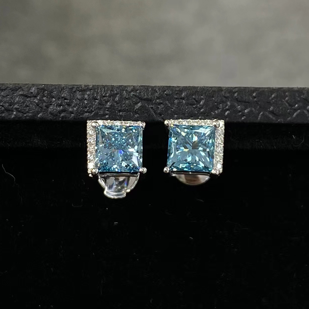 SLZZKCZ051 3.267ct Princess Blue Lab Grown Diamond in 18K White Gold Earrings (3)