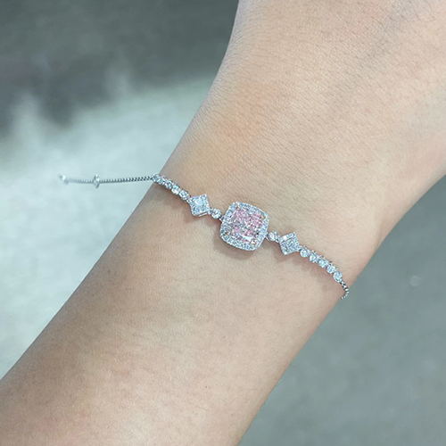 SLZZSL1F101.52ct Cushion Pink Lab Grown Diamond in 18K White Gold Bracelet