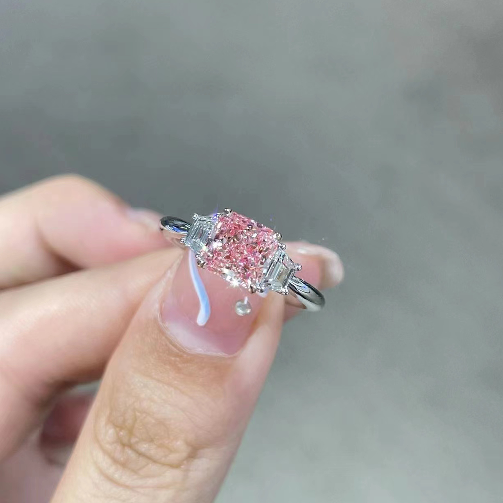 SLZS001F78 1.69ct Cushion Pink Lab Grown Diamond in 18K White Gold Ring