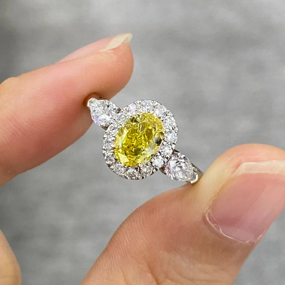 SLZZKCZ034 1.646ct Oval Yellow Lab Grown Diamond in 18K White Gold Ring