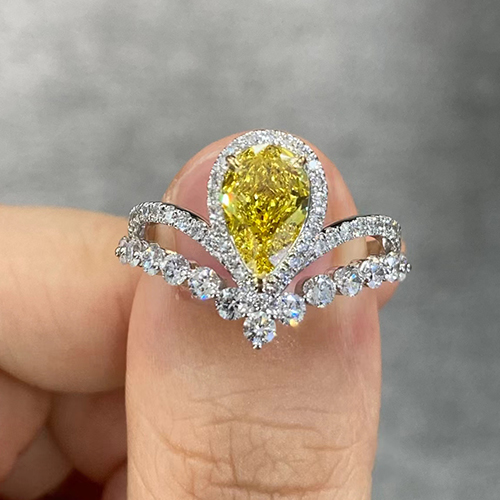 SLZZKCZ046 2.45ct Pear Yellow Lab Grown Diamond in 18K White Gold Ring