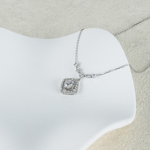 0.495ct+0.430ct Sugar Cube White Lab Grown Diamond in 18K White Gold Necklace