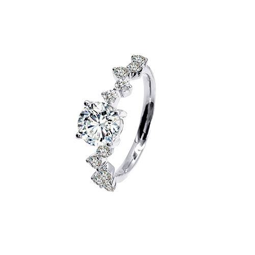 Dream of Stars White Lab Grown Diamond in 18K White Gold Ring