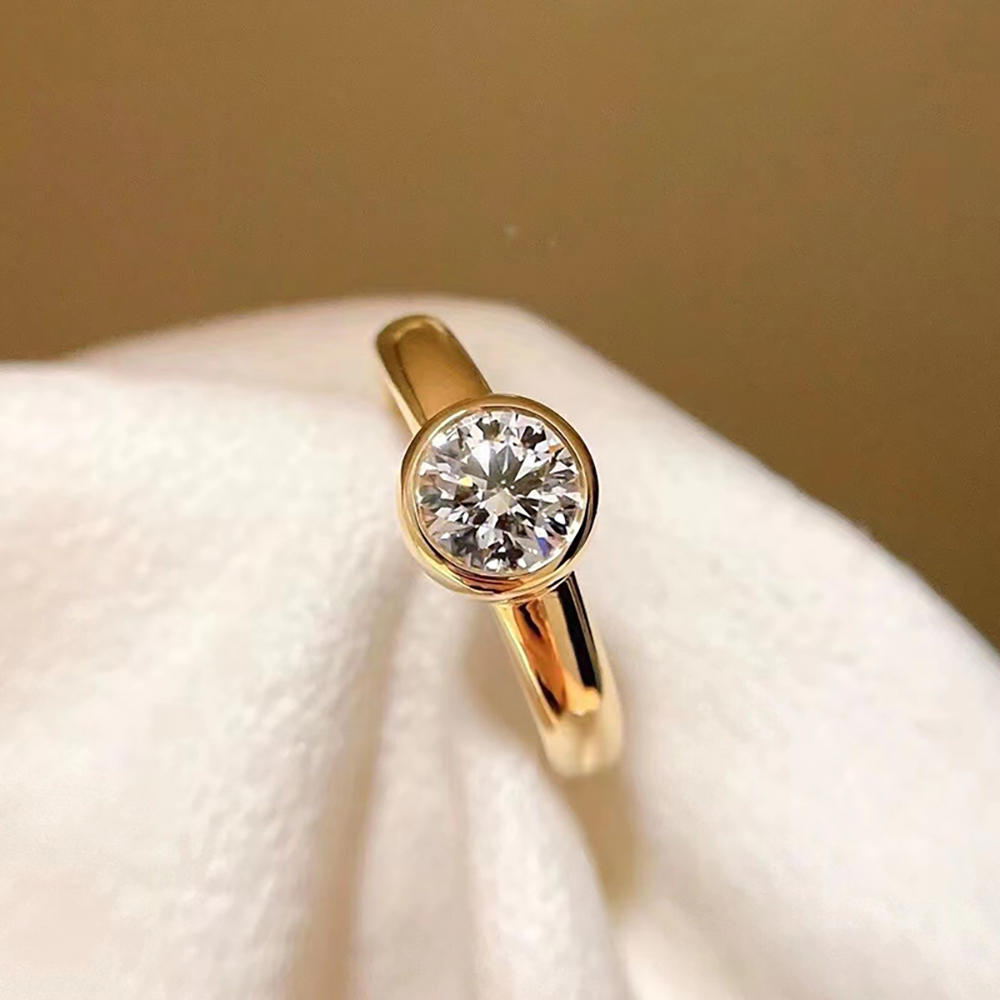 Bubble White Lab Grown Diamond in 18K White Gold Ring