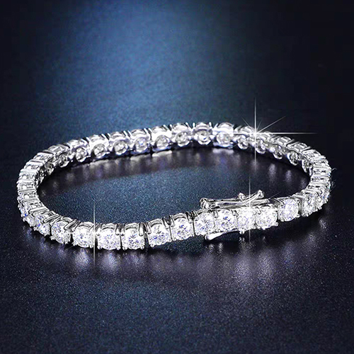 Four Prong Ful White Lab Grown Diamond in 18K White Gold Bracelet